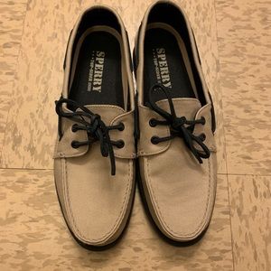 Sperry top sider boat shoes